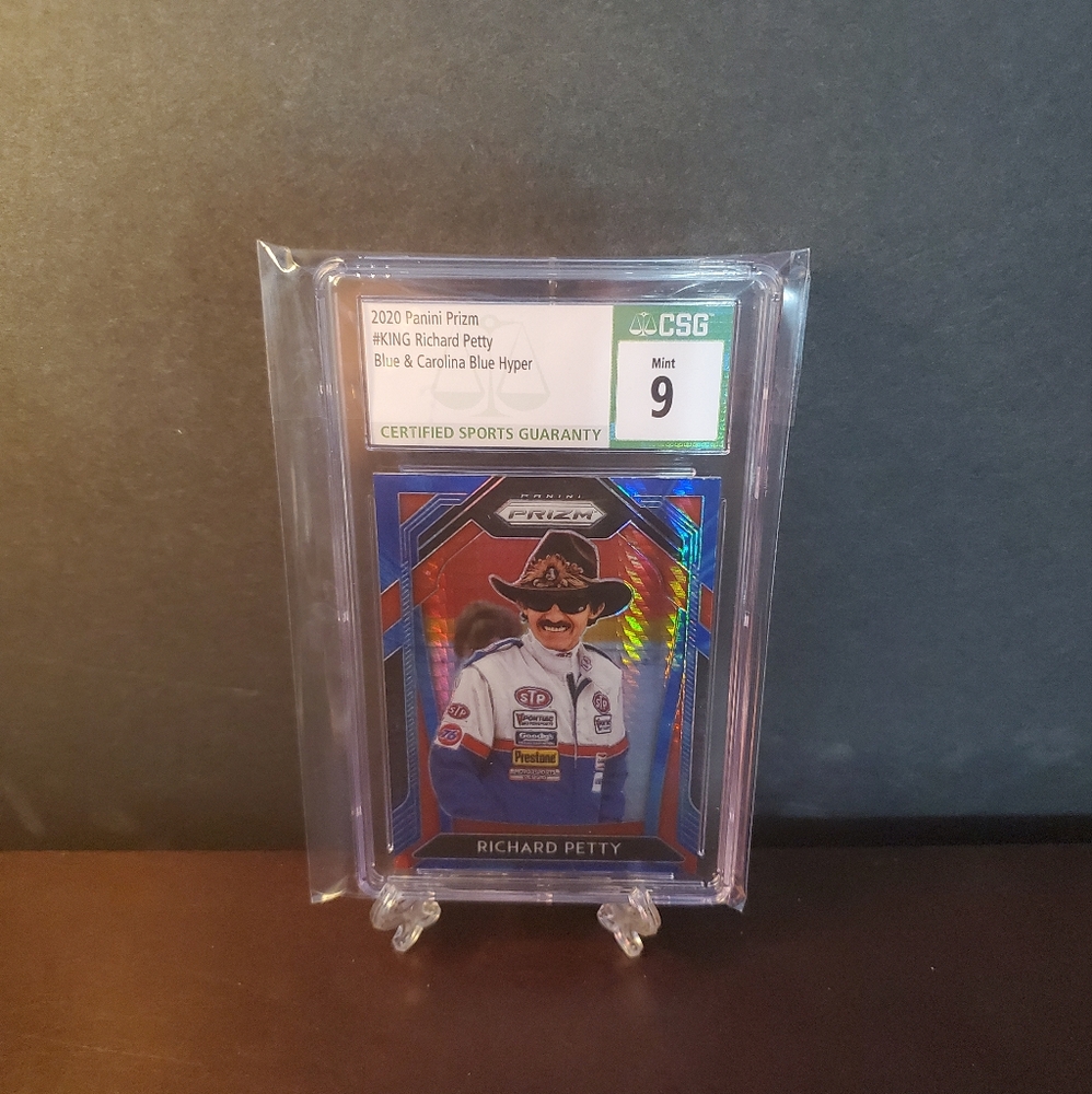 2020 PANINI PRIZM # KING RICHARD PETTY BLUE AND CAROLINA BLUE HYPER CSG 9 MINT.